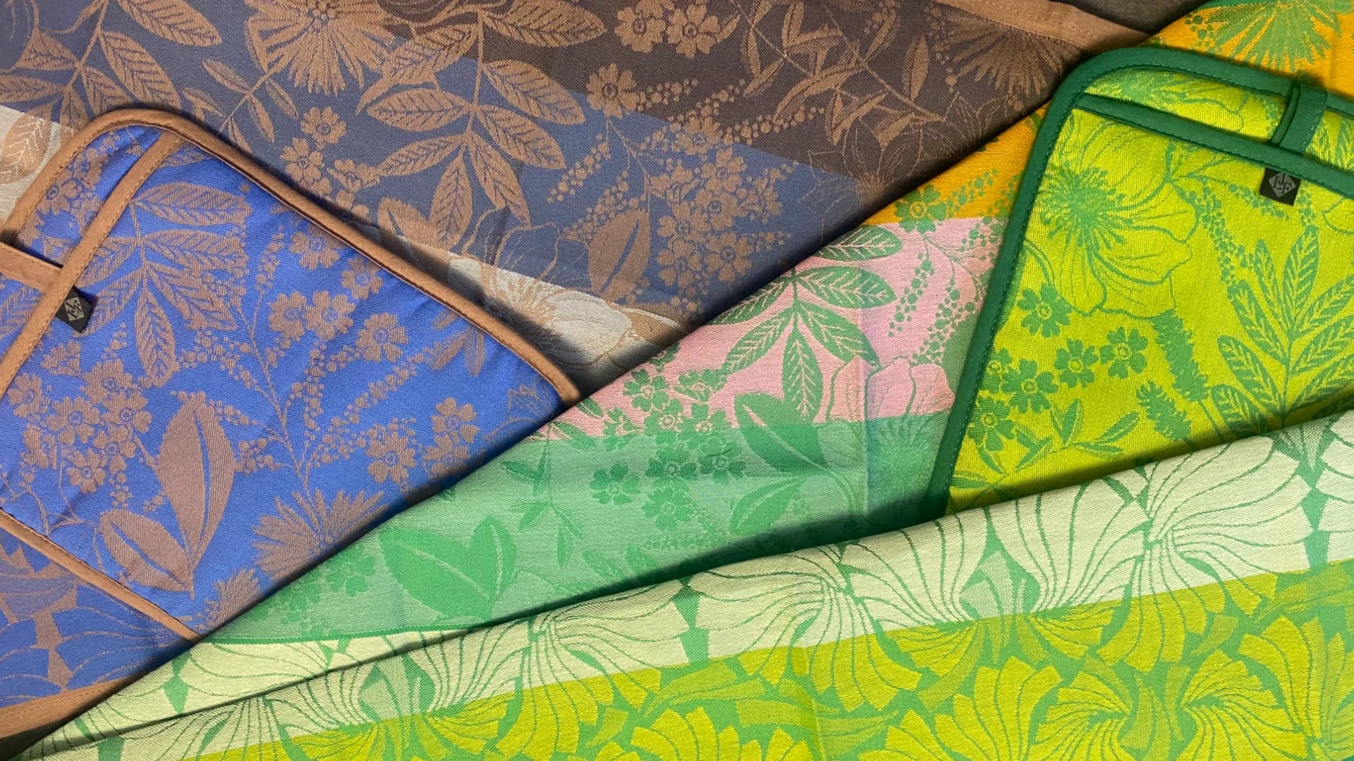 high-quality oven gloves farbtupfer interior design