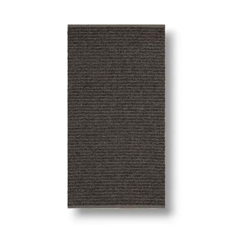 Marion Black carpet Horreds Mattan