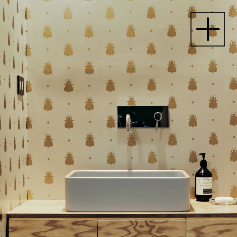 Bumble Bee wallpaper Farrow & Ball