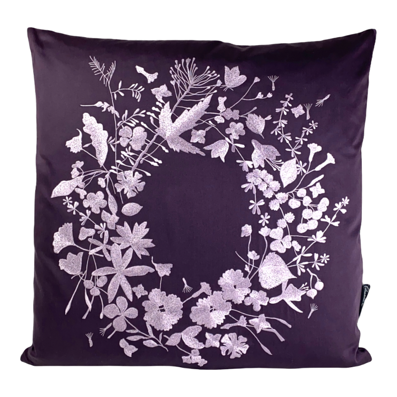 Christian Fischbacher Flores Aubergine KIssen