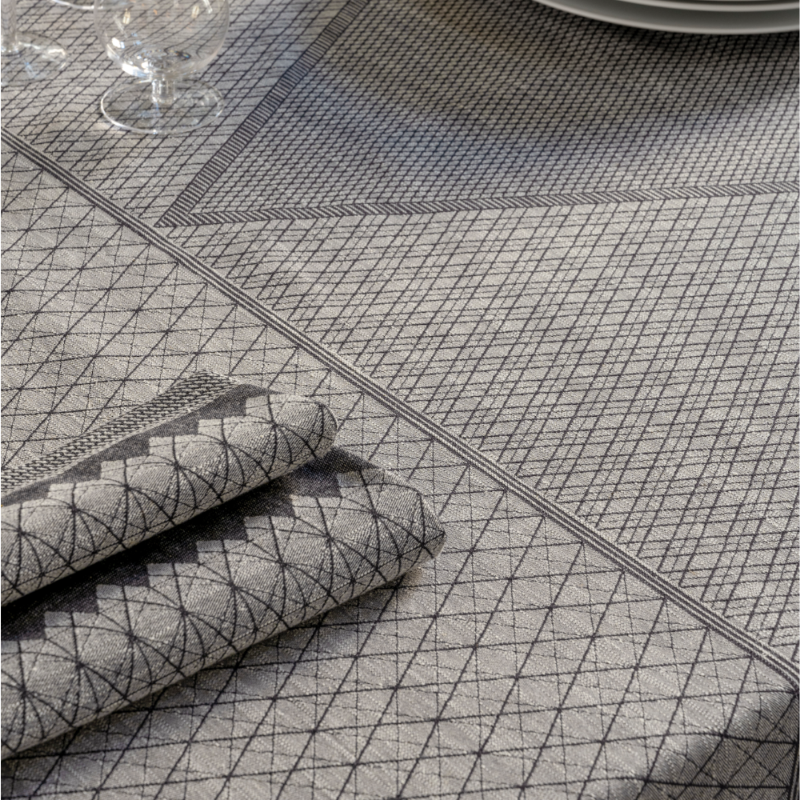Le Jacquard Francais Club Tablecloth Tablecloth