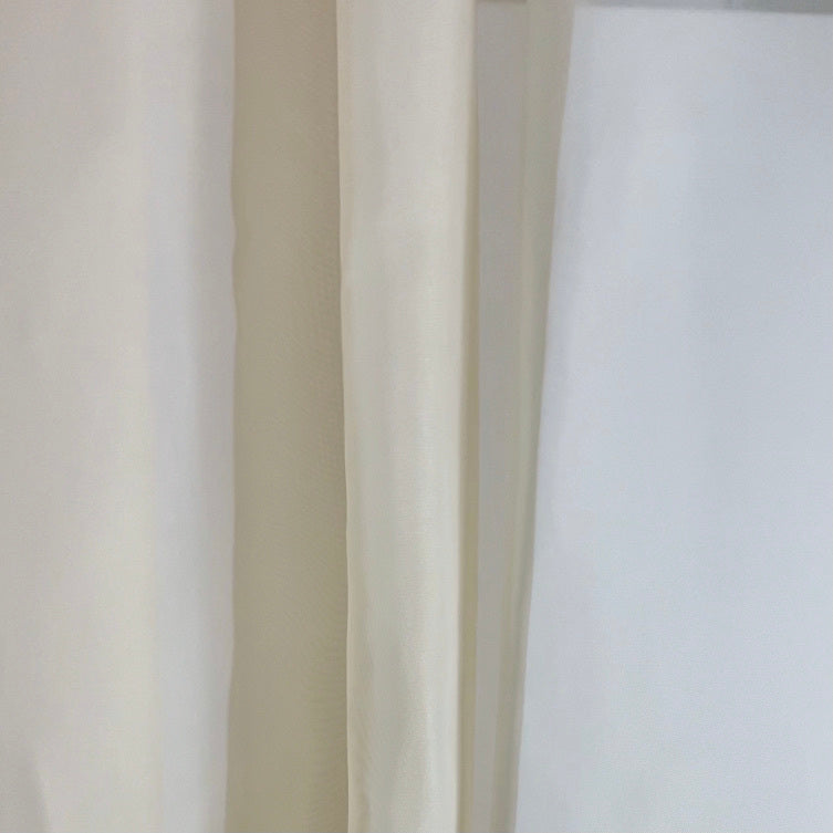 Voile cream pattern