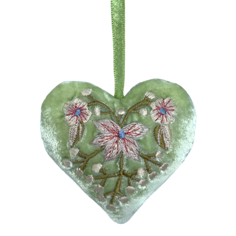 Anke Drechsel Liza Apple Green heart pendant