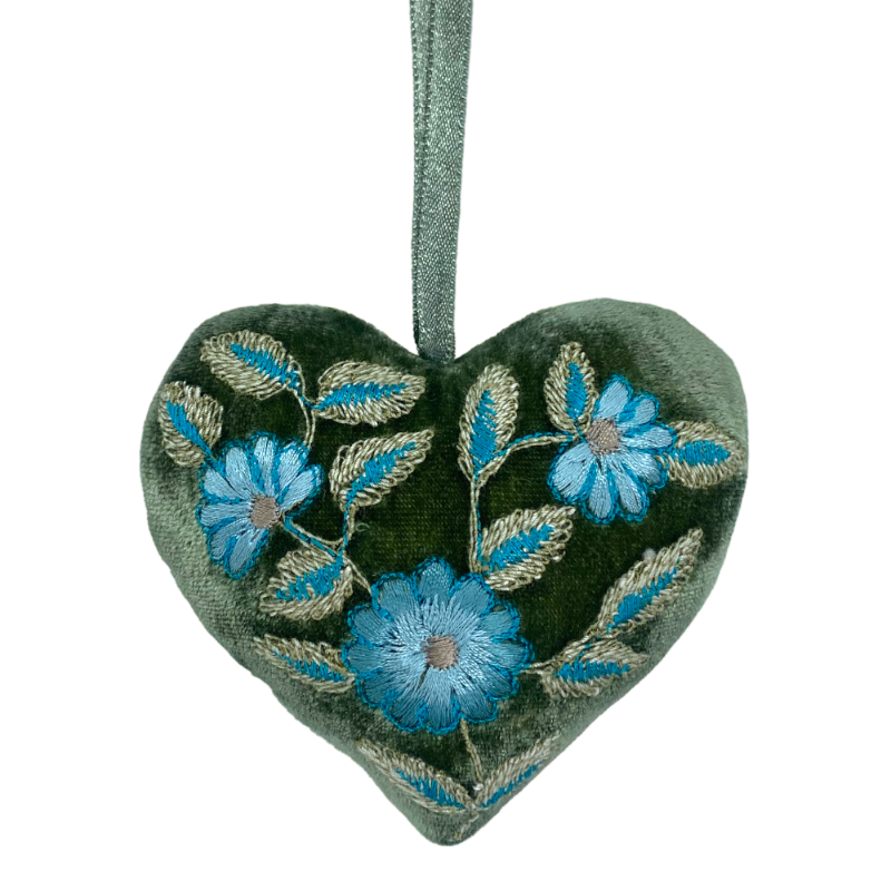Anke Drechsel Moira Shaded Lake heart pendant