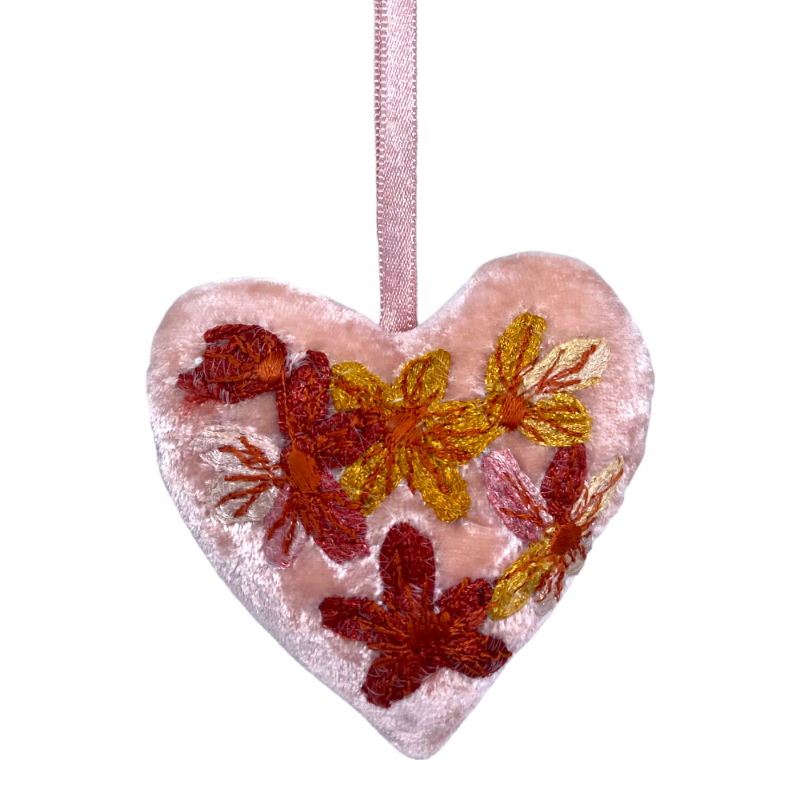Anke Drechsel Raymon Old Rose heart pendant